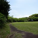 広場に現れた松爺さん(2)